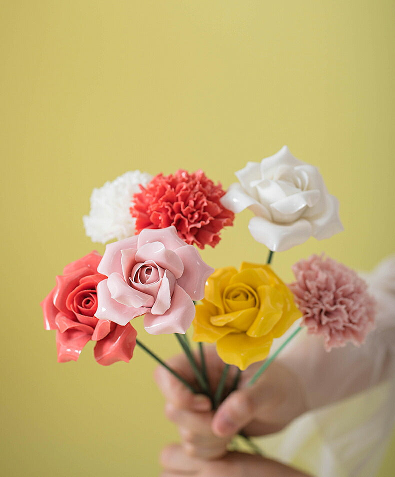 IwaiLoft 100年枯れない磁器のお花 花 置物 陶磁器 花のオブジェ インテリア 枯れないお花 アレンジ 美しい牡丹 ボタン ローズ 薔薇の花 カーネーション 一輪挿し 一輪の花 花束 陶磁器の花 フラワー ギフト 工芸品 縁起物 母の日 開運 誕生日 贈り物 癒し