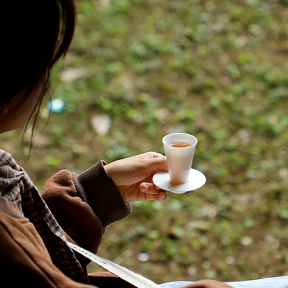 IwaiLoft 白玉 聞香杯 茶たく付き 30ml ギフト包装 茶杯 茶器 湯のみ 湯呑み お茶 カップ コップ 来客用 お茶用品 ティーウェア 中国茶器 台湾茶器 贈り物にも 食洗機対応 電子レンジ対応